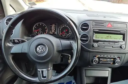 VOLKSWAGEN Golf Plus 