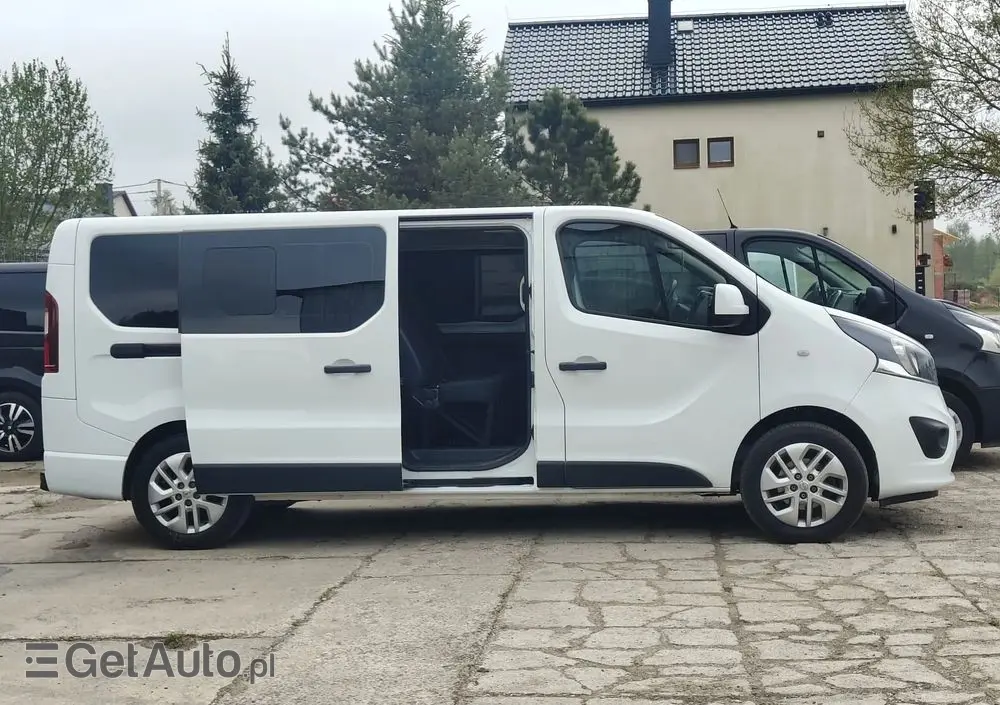 OPEL Vivaro 