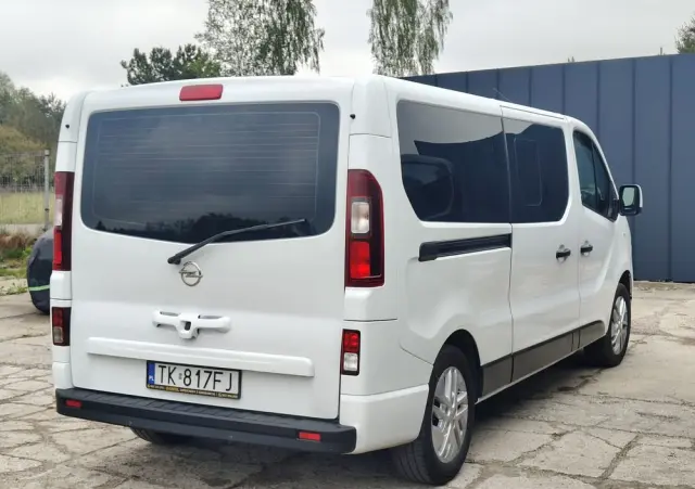 OPEL Vivaro 