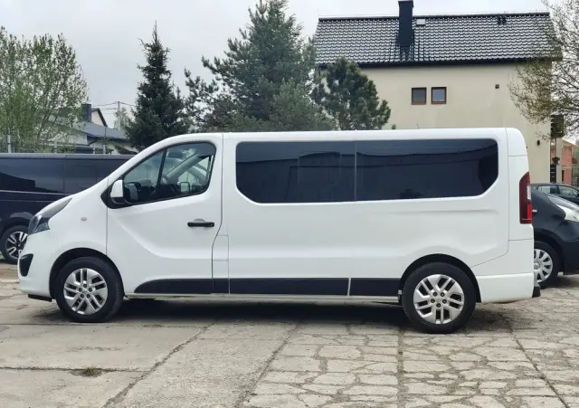 OPEL Vivaro 