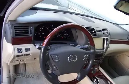 LEXUS LS 