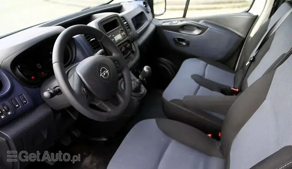OPEL Vivaro 