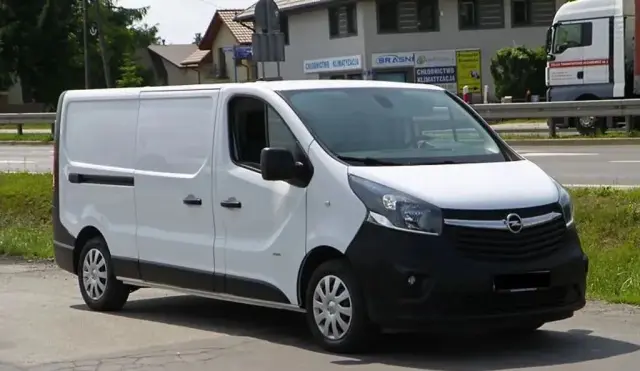 OPEL Vivaro 
