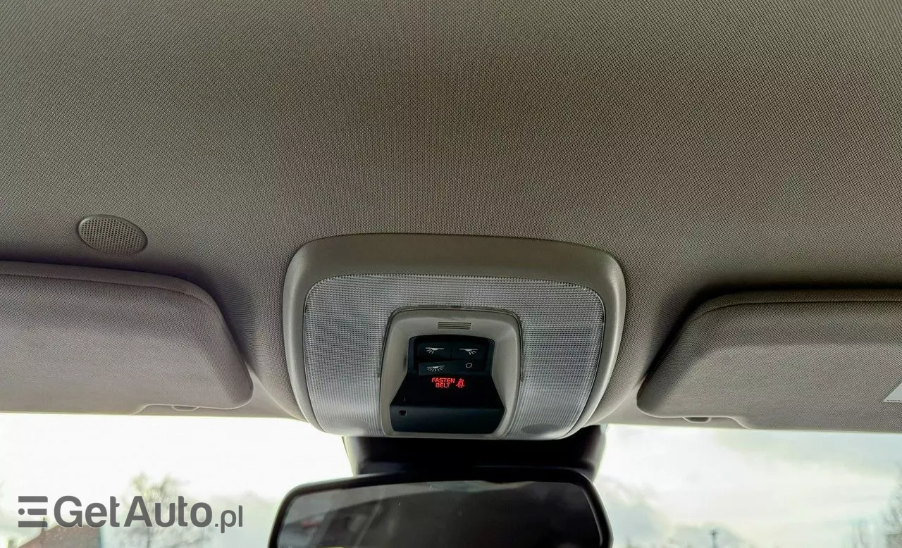 VOLVO V60 D2 Drive-E Momentum