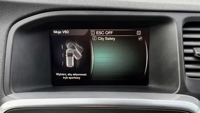 VOLVO V60 D2 Drive-E Momentum