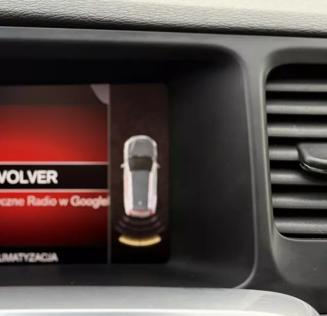 VOLVO V60 D2 Drive-E Momentum