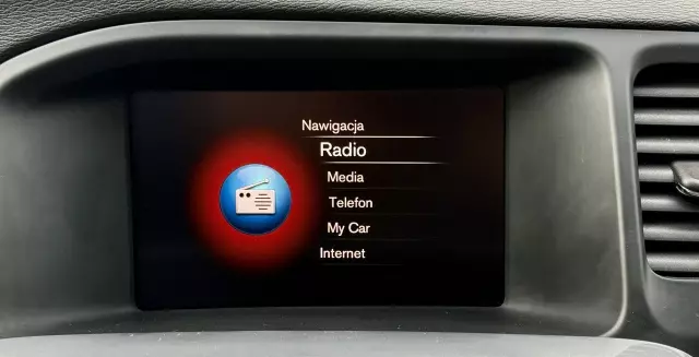 VOLVO V60 D2 Drive-E Momentum