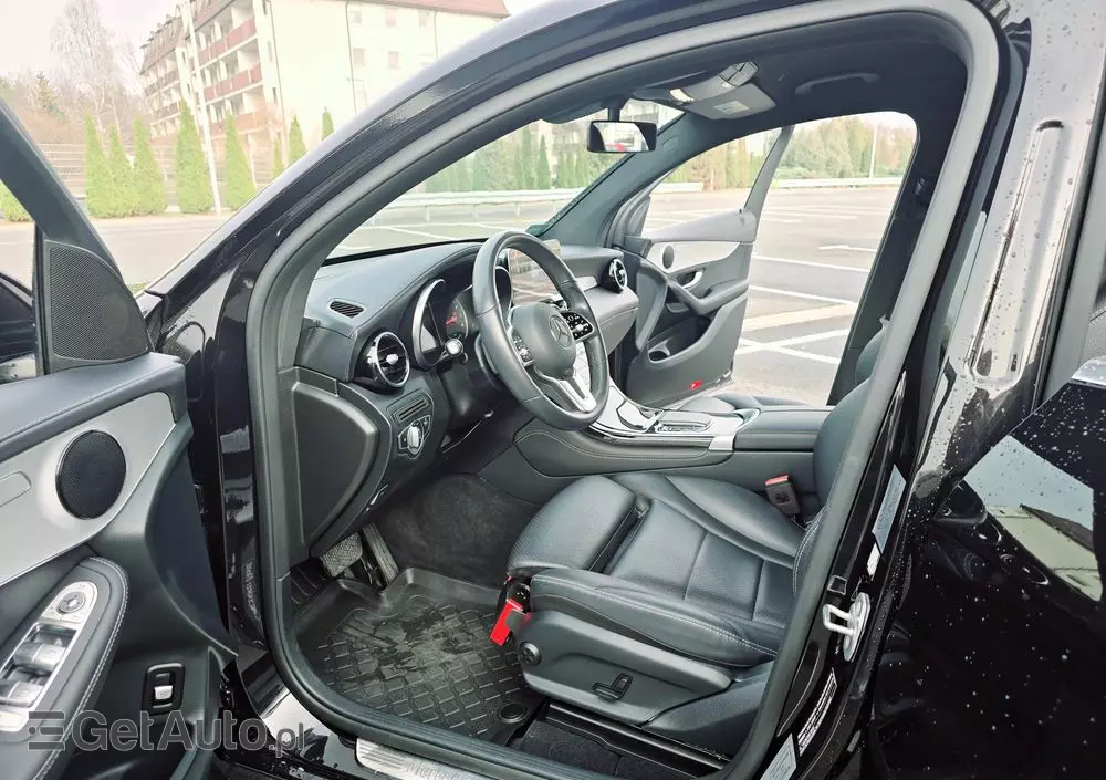 MERCEDES-BENZ GLC Coupe 200 4-Matic