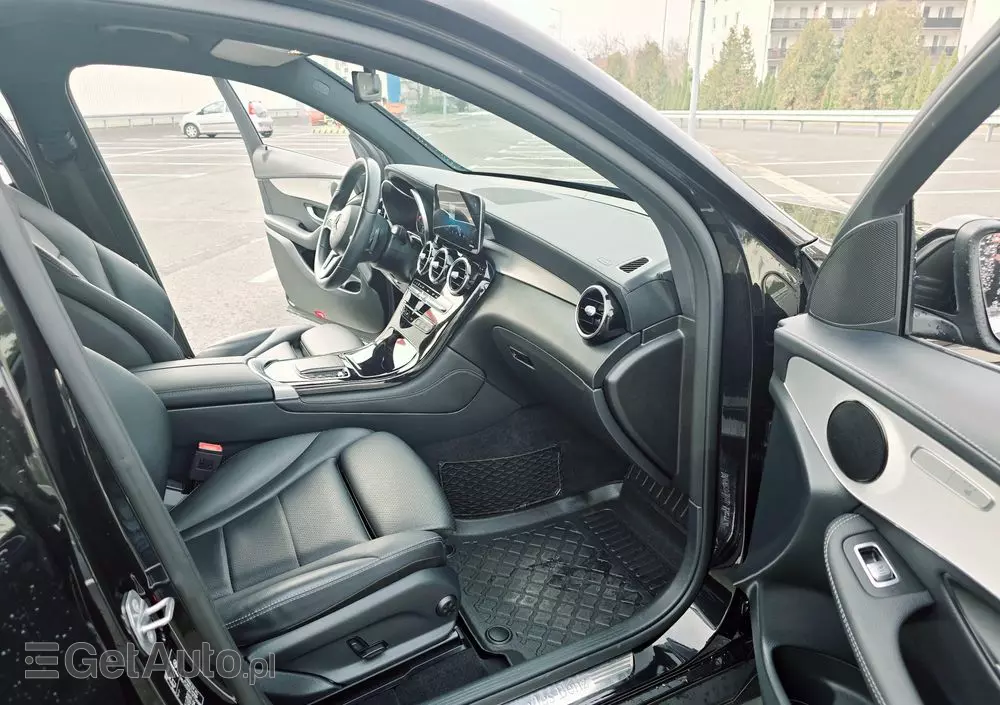 MERCEDES-BENZ GLC Coupe 200 4-Matic