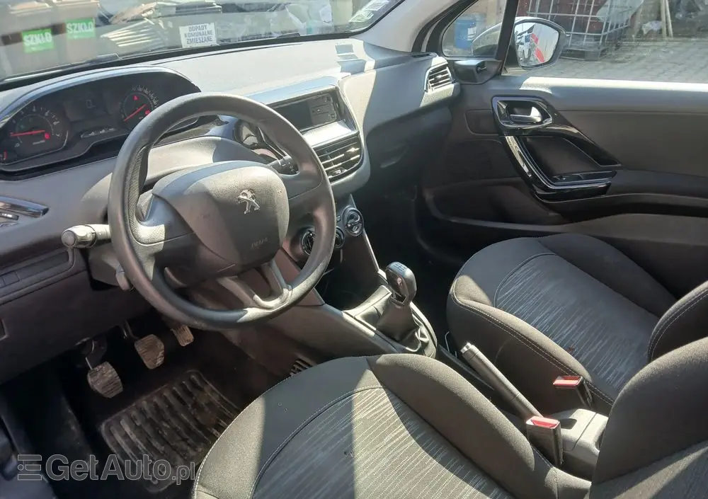 PEUGEOT 208 68 VTI Active