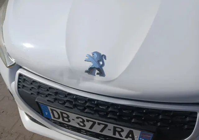 PEUGEOT 208 68 VTI Active