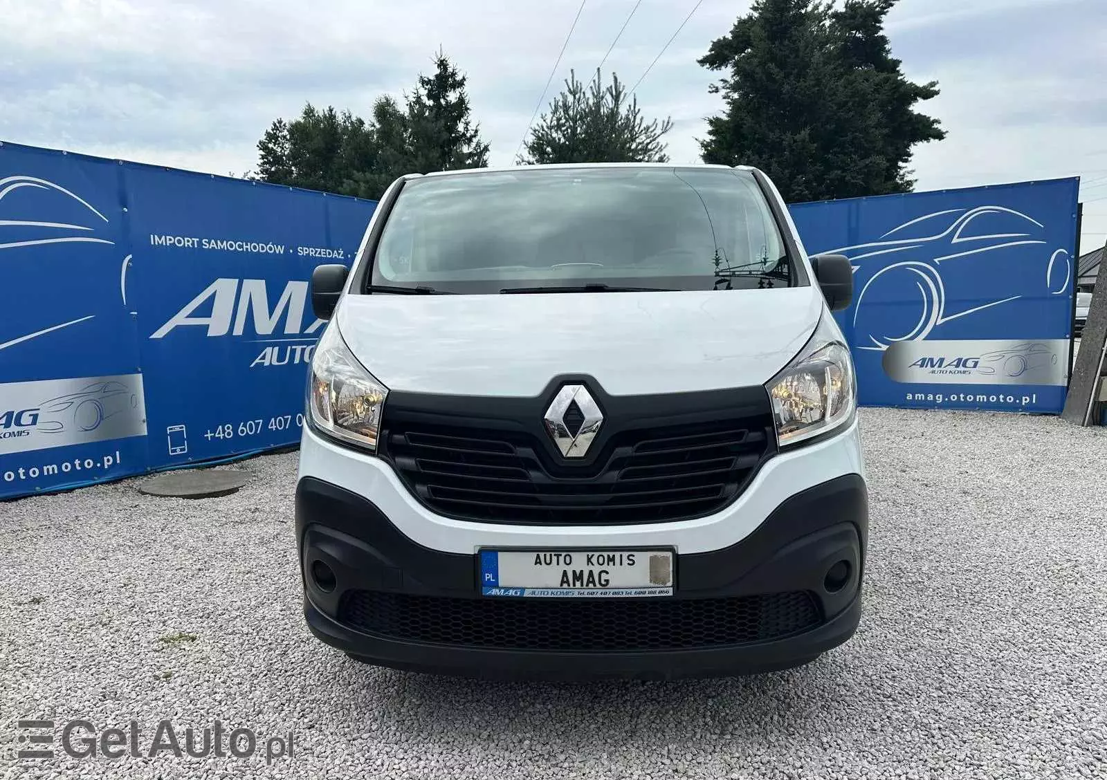 RENAULT Trafic 