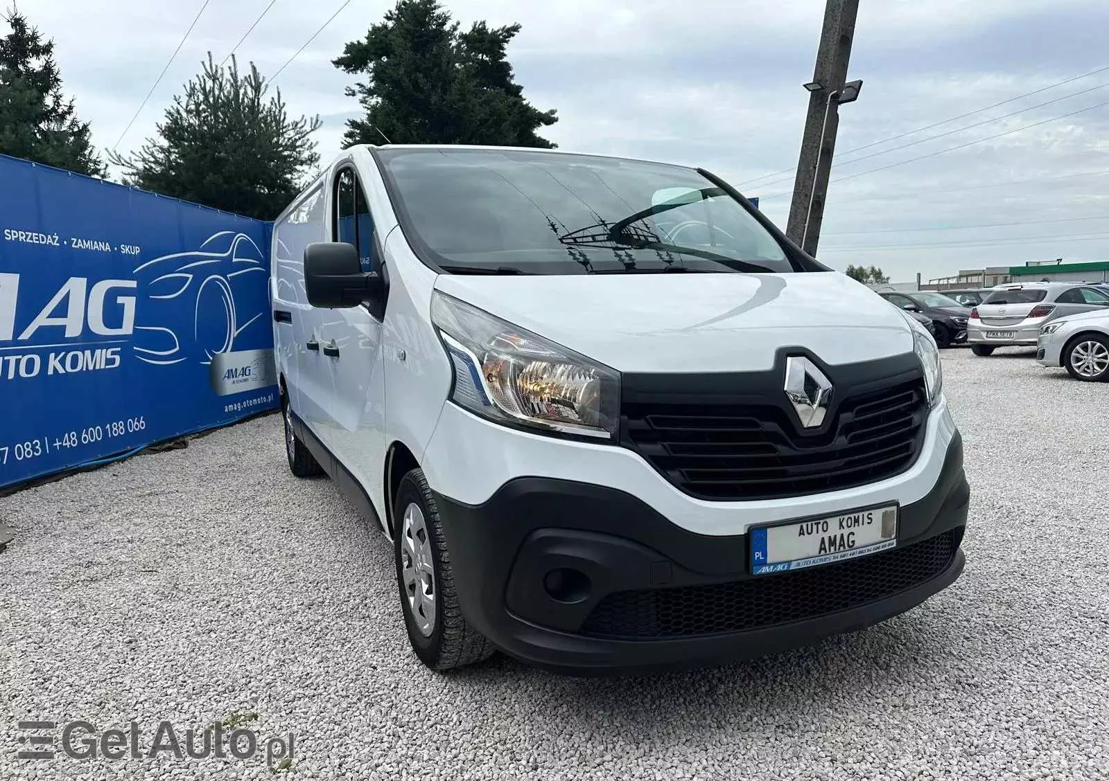 RENAULT Trafic 