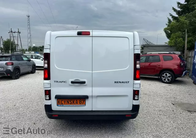 RENAULT Trafic 