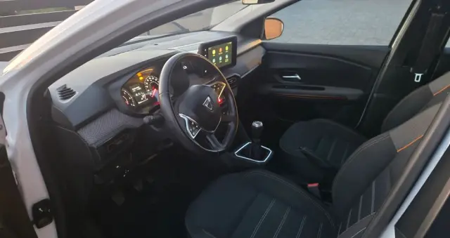 DACIA Sandero Stepway TCe 100 Celebration
