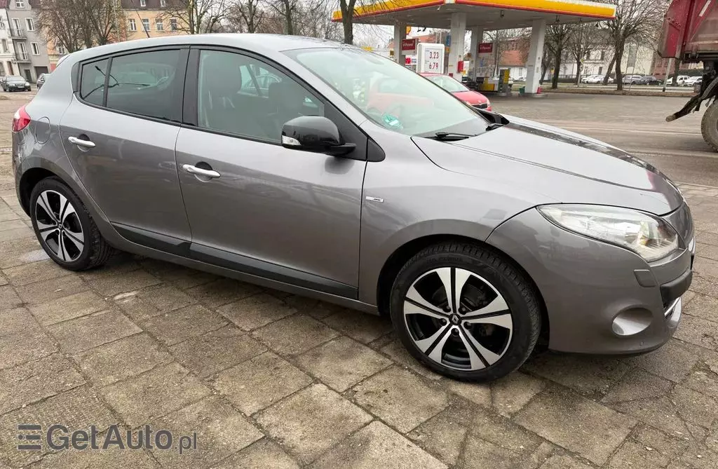 RENAULT Megane 1.4 TCe (130 KM)