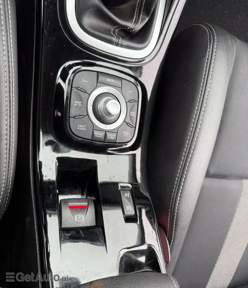 RENAULT Megane 1.4 TCe (130 KM)