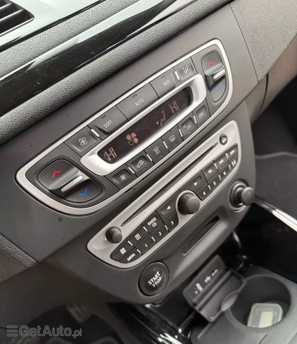 RENAULT Megane 1.4 TCe (130 KM)