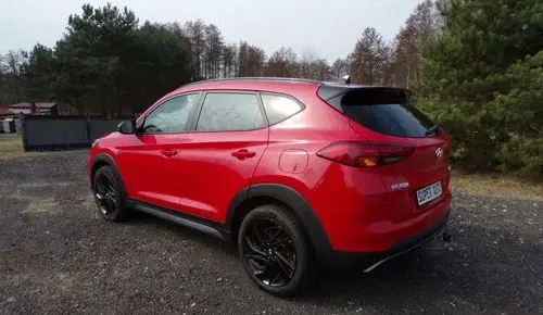 HYUNDAI Tucson 