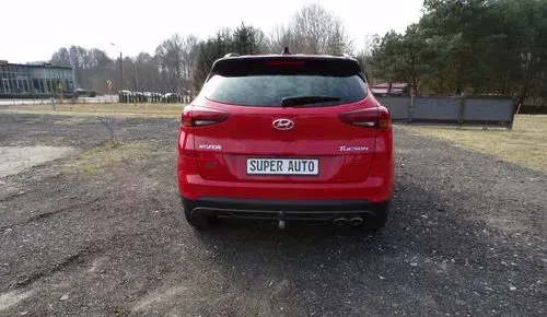 HYUNDAI Tucson 