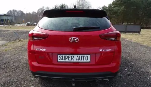 HYUNDAI Tucson 