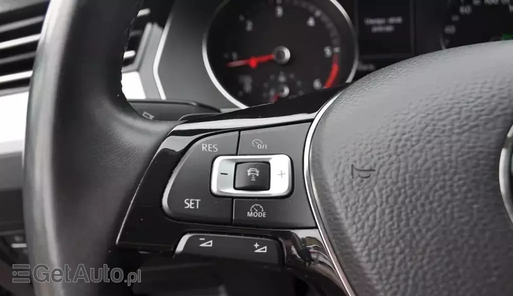 VOLKSWAGEN Passat 2.0 TDI (150 KM) DSG