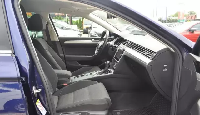 VOLKSWAGEN Passat 2.0 TDI (150 KM) DSG