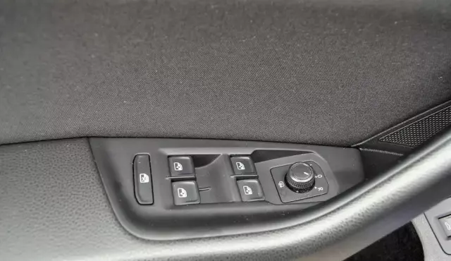 VOLKSWAGEN Passat 2.0 TDI (150 KM) DSG