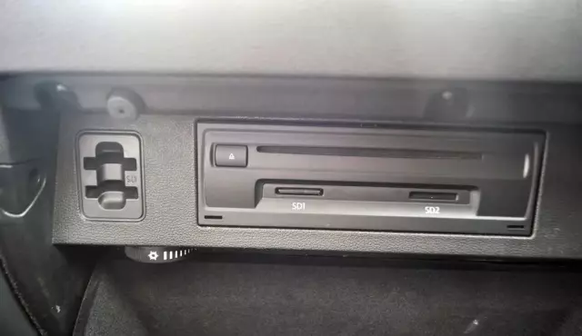 VOLKSWAGEN Passat 2.0 TDI (150 KM) DSG