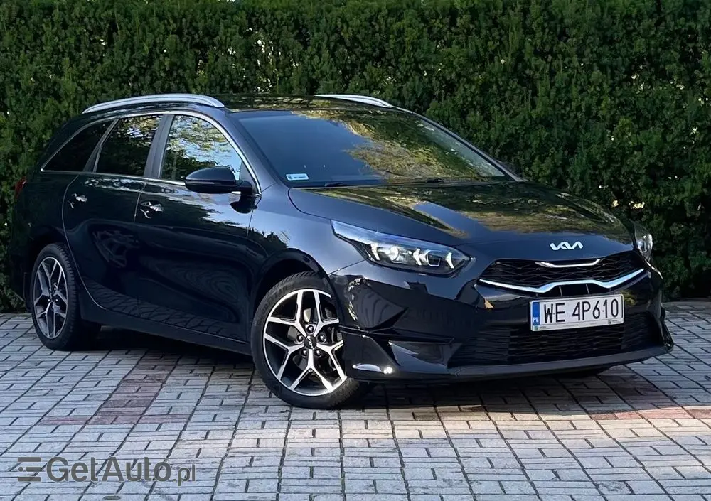 KIA Ceed 1.5 T-GDI Business Line DCT