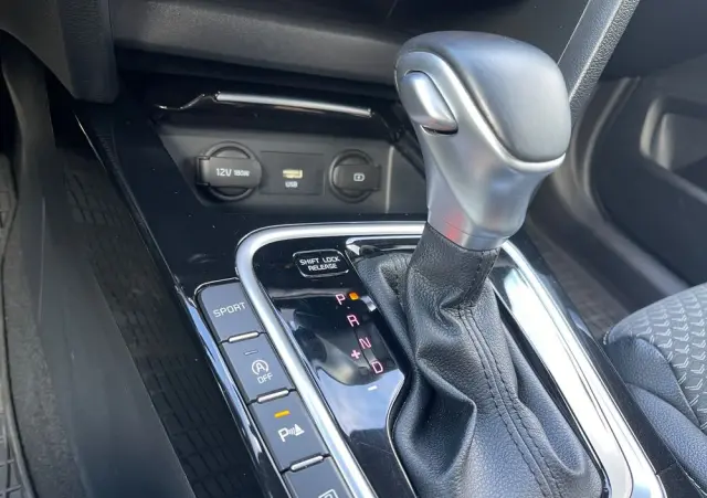 KIA Ceed 1.5 T-GDI Business Line DCT