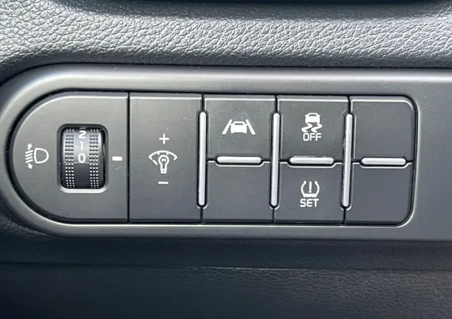 KIA Ceed 1.5 T-GDI Business Line DCT