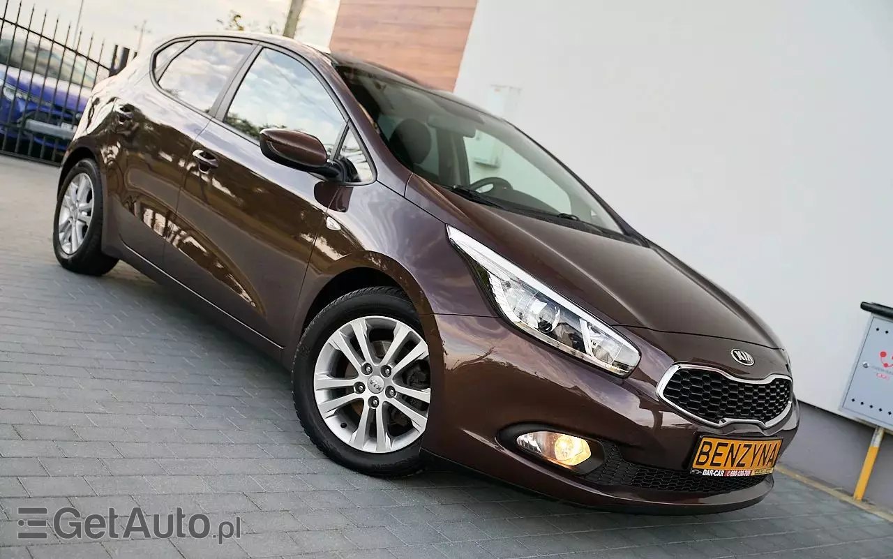 KIA Ceed 1.6 GDI Fifa World Cup Edition