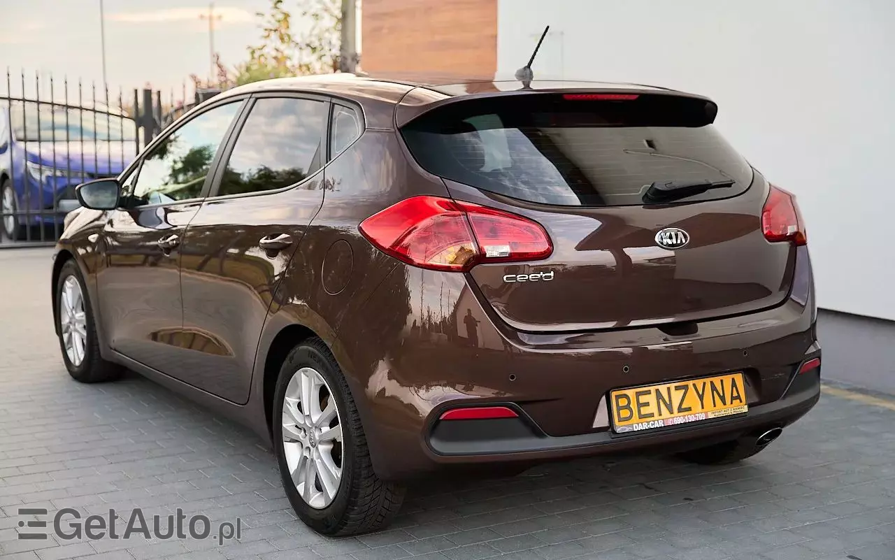 KIA Ceed 1.6 GDI Fifa World Cup Edition