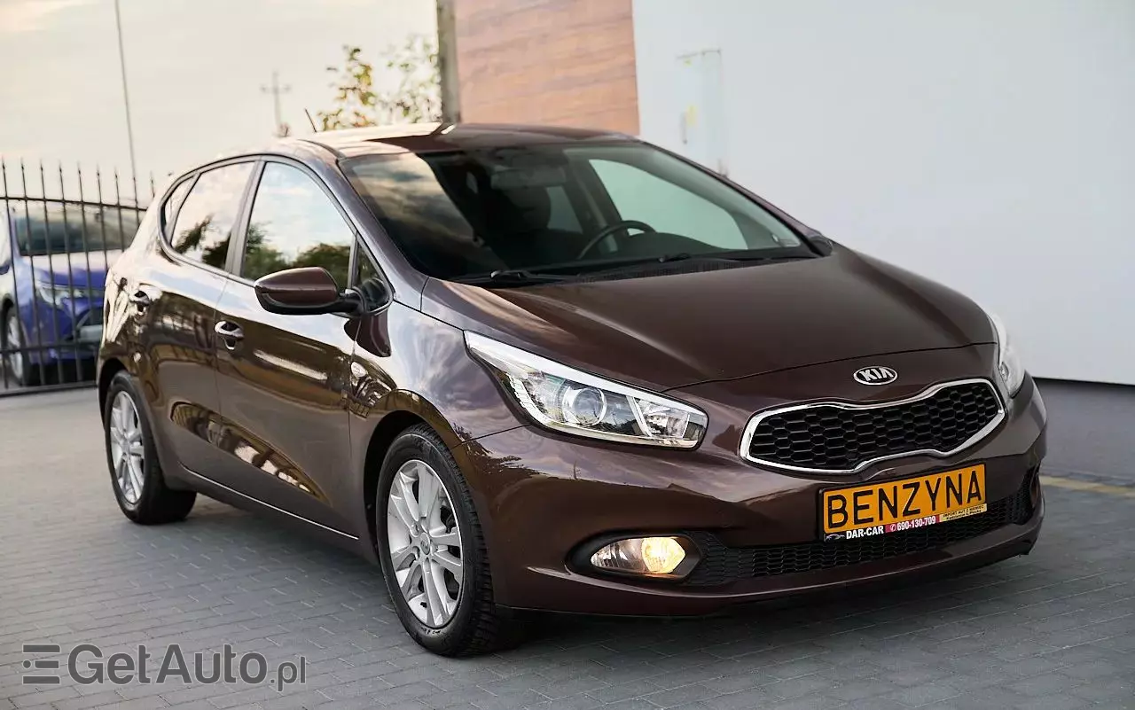 KIA Ceed 1.6 GDI Fifa World Cup Edition