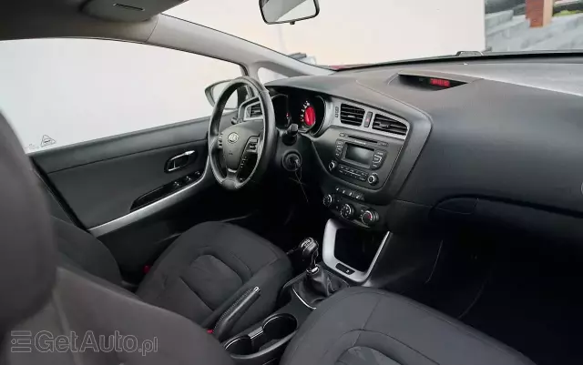 KIA Ceed 1.6 GDI Fifa World Cup Edition