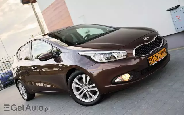 KIA Ceed 1.6 GDI Fifa World Cup Edition