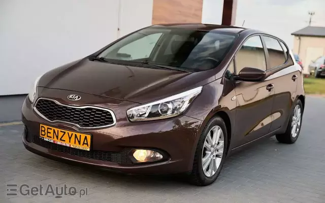 KIA Ceed 1.6 GDI Fifa World Cup Edition
