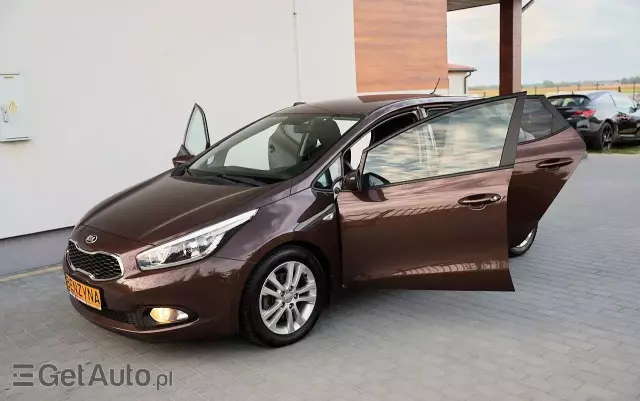 KIA Ceed 1.6 GDI Fifa World Cup Edition