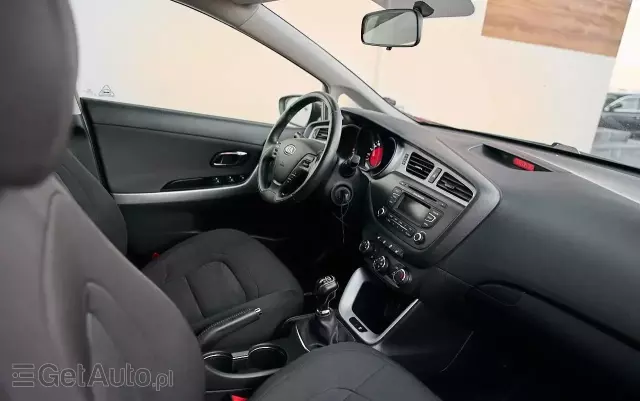 KIA Ceed 1.6 GDI Fifa World Cup Edition