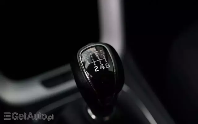 KIA Ceed 1.6 GDI Fifa World Cup Edition