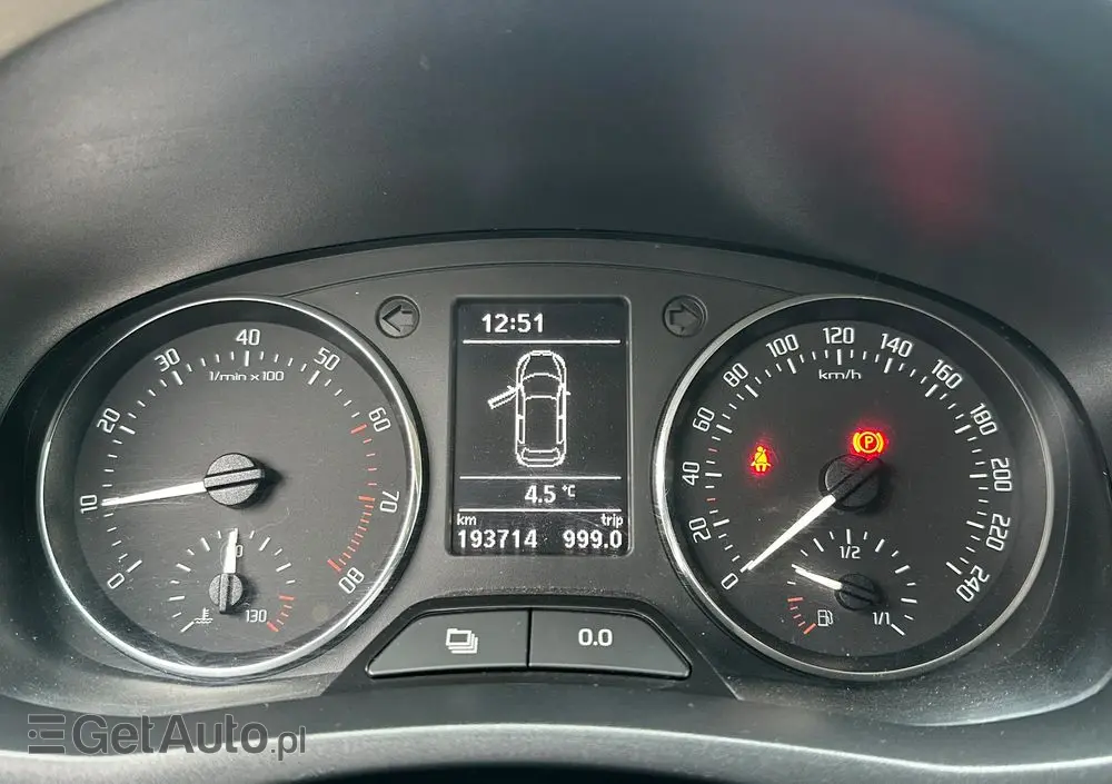 SKODA Fabia 1.2 TSI Elegance