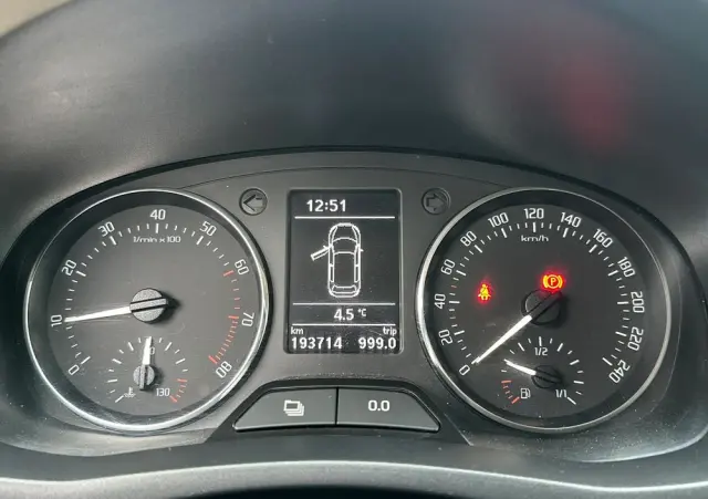 SKODA Fabia 1.2 TSI Elegance