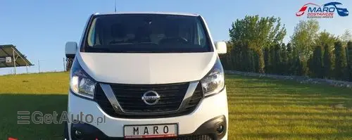 NISSAN Nv300 