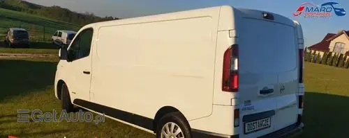 NISSAN Nv300 