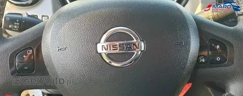 NISSAN Nv300 