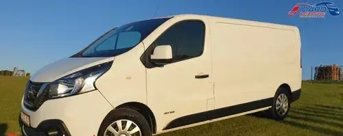 NISSAN Nv300 
