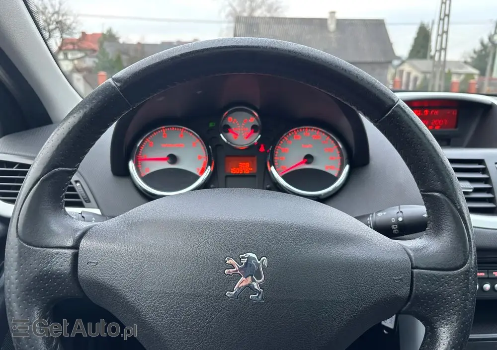 PEUGEOT 207 120 VTi Premium