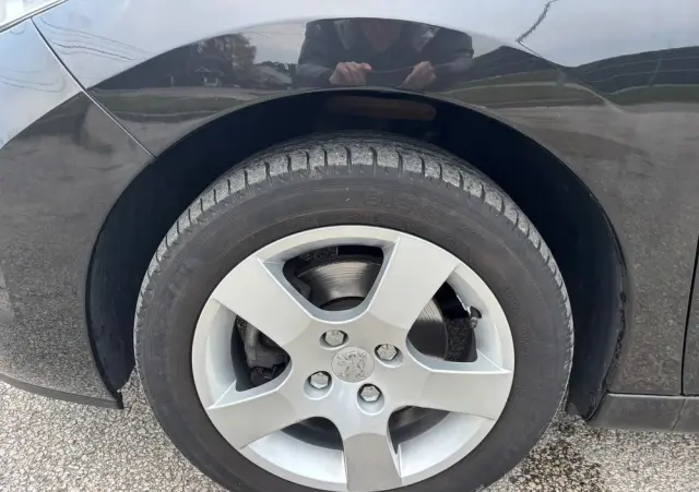 PEUGEOT 207 120 VTi Premium