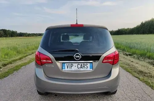 OPEL Meriva 